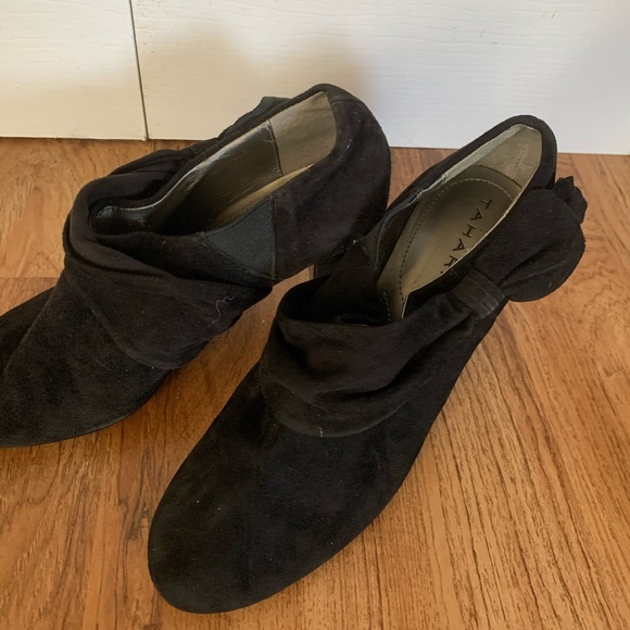 Tahari Greyson Booties Size 7.5 - Picture 2 of 8
